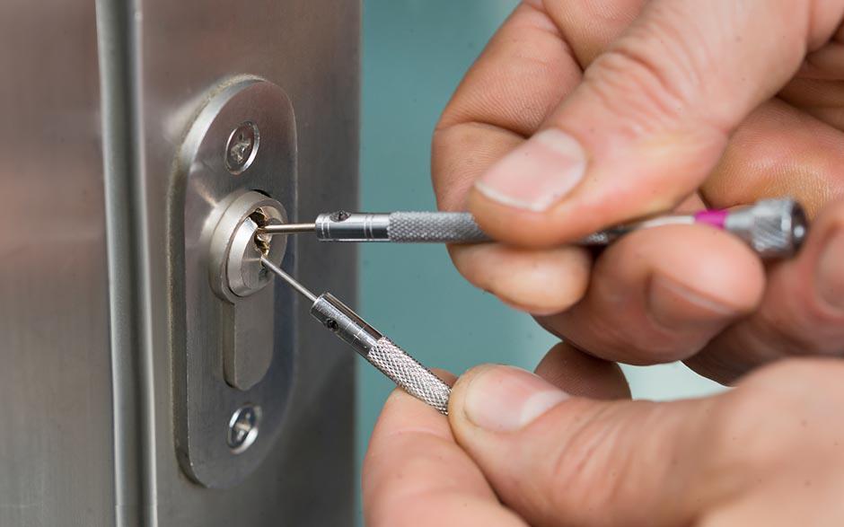 ouvrir une porte fermée à clé Melun